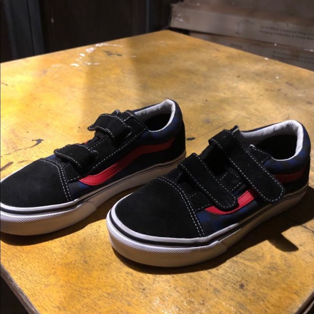 Boys vans